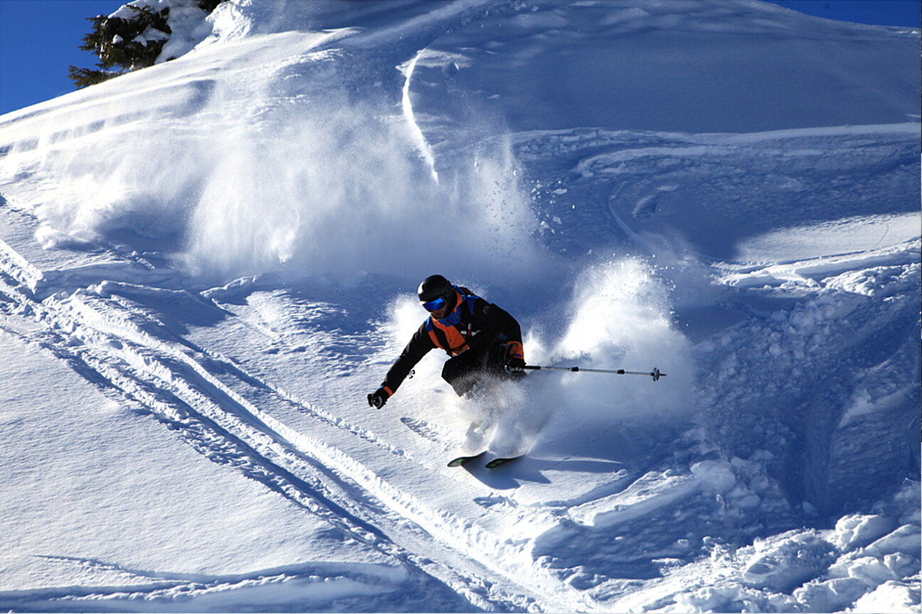 Skifahren und Snowboarden Freeriding am Walmendingerhorn