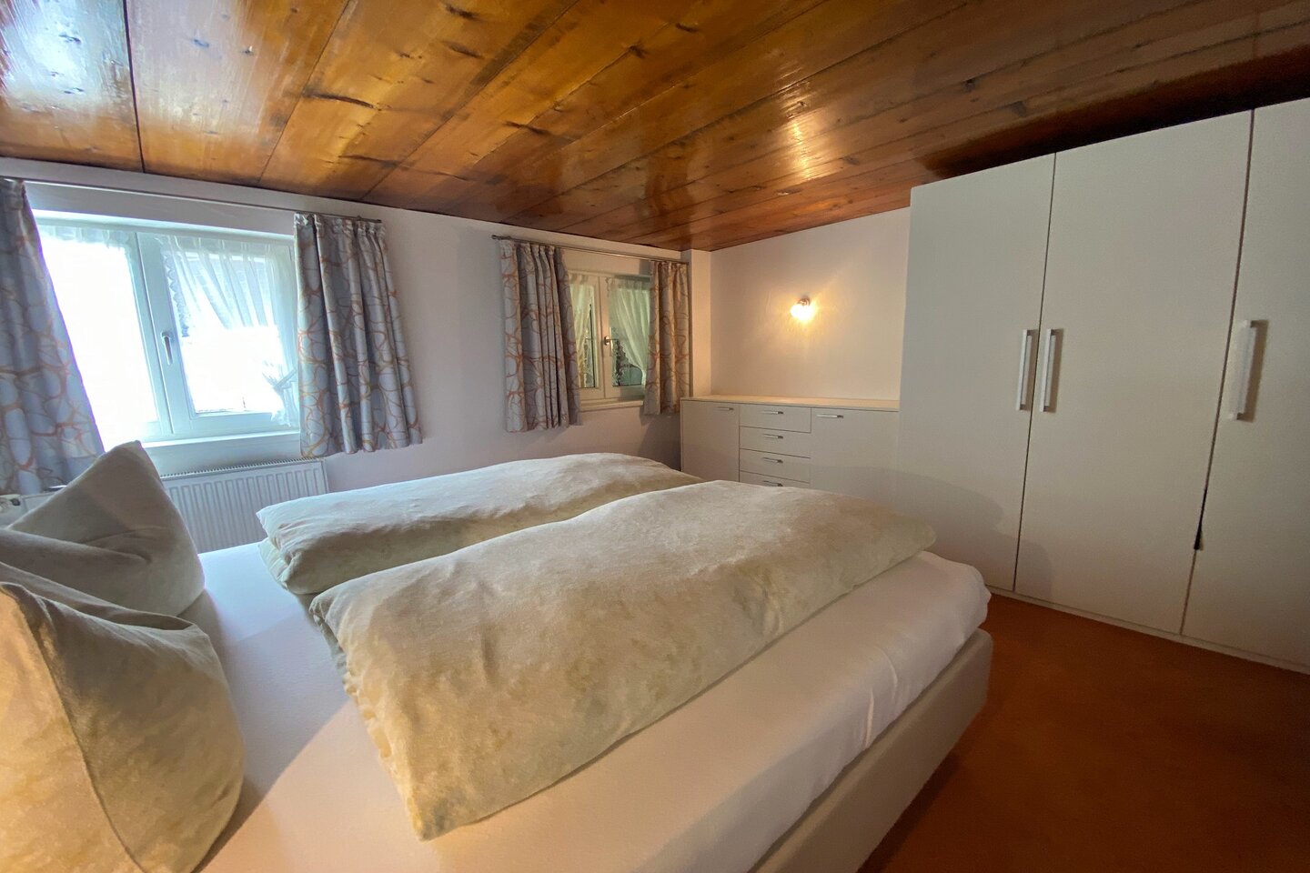 schlafzimmer_2_riezlern