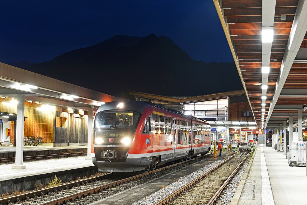 Bahnhof in Oberstdorf © Deutsche Bahn {DB} Intercity Bahnhof in Oberstdorf