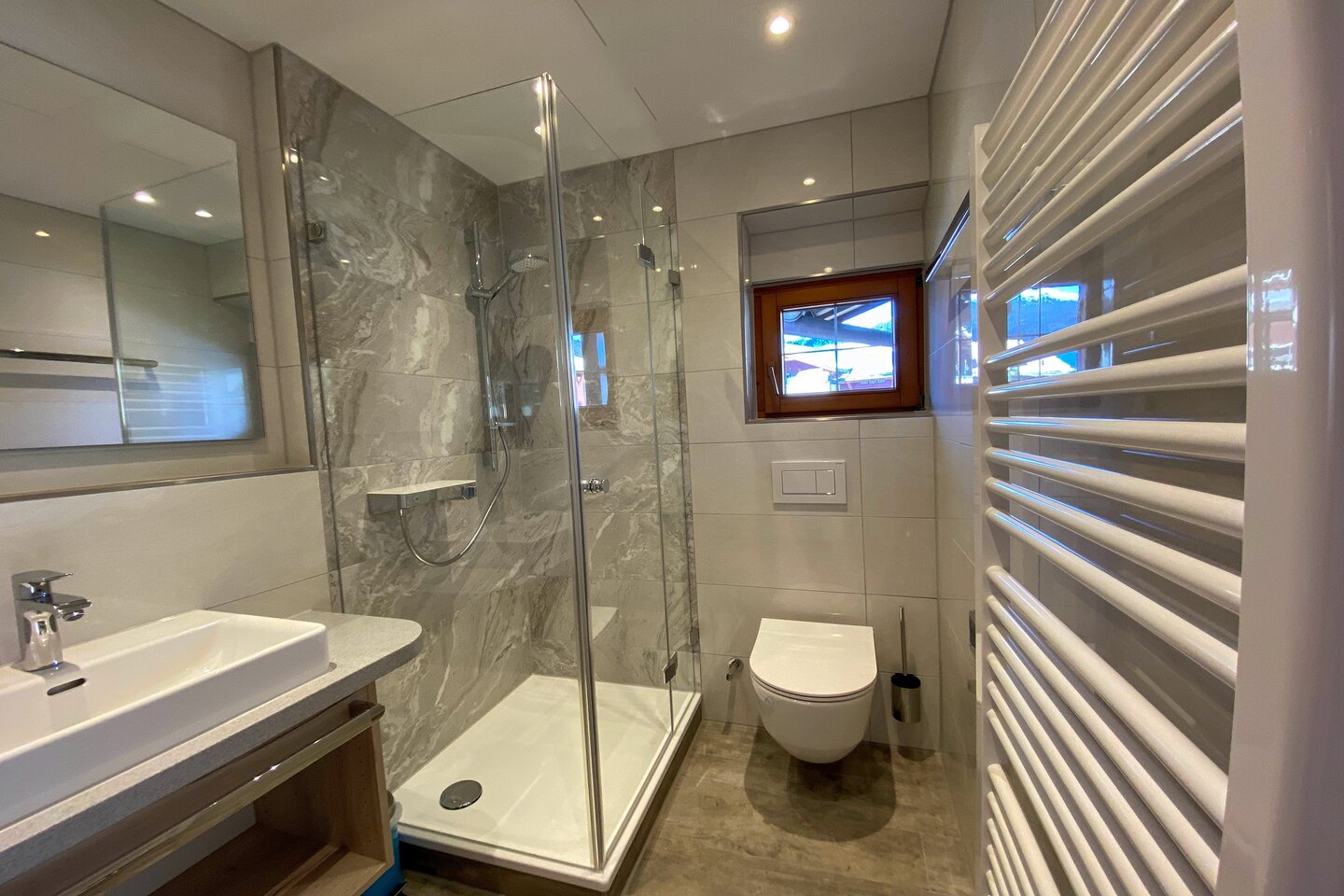 Badezimmer_Ferienwohnung_12_Riezlern