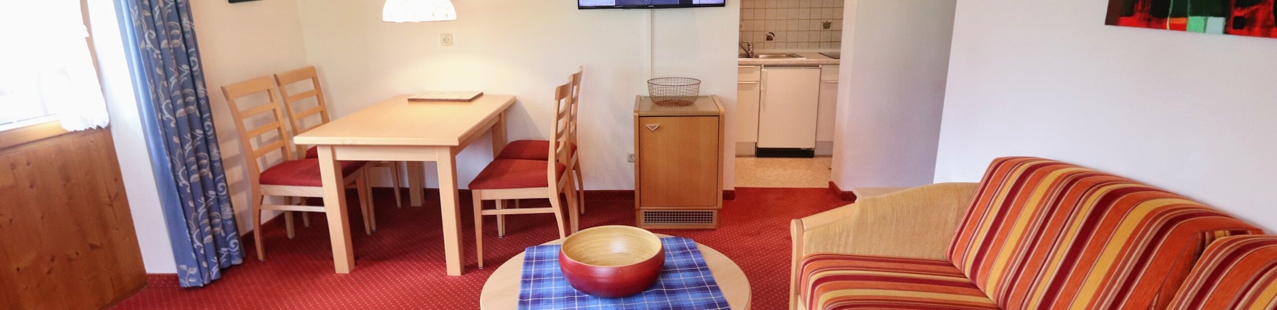 Pension Gatterhof Riezlern Kleinwalsertal Ferienwohnung Nr.:14 Wohnen  und Essen