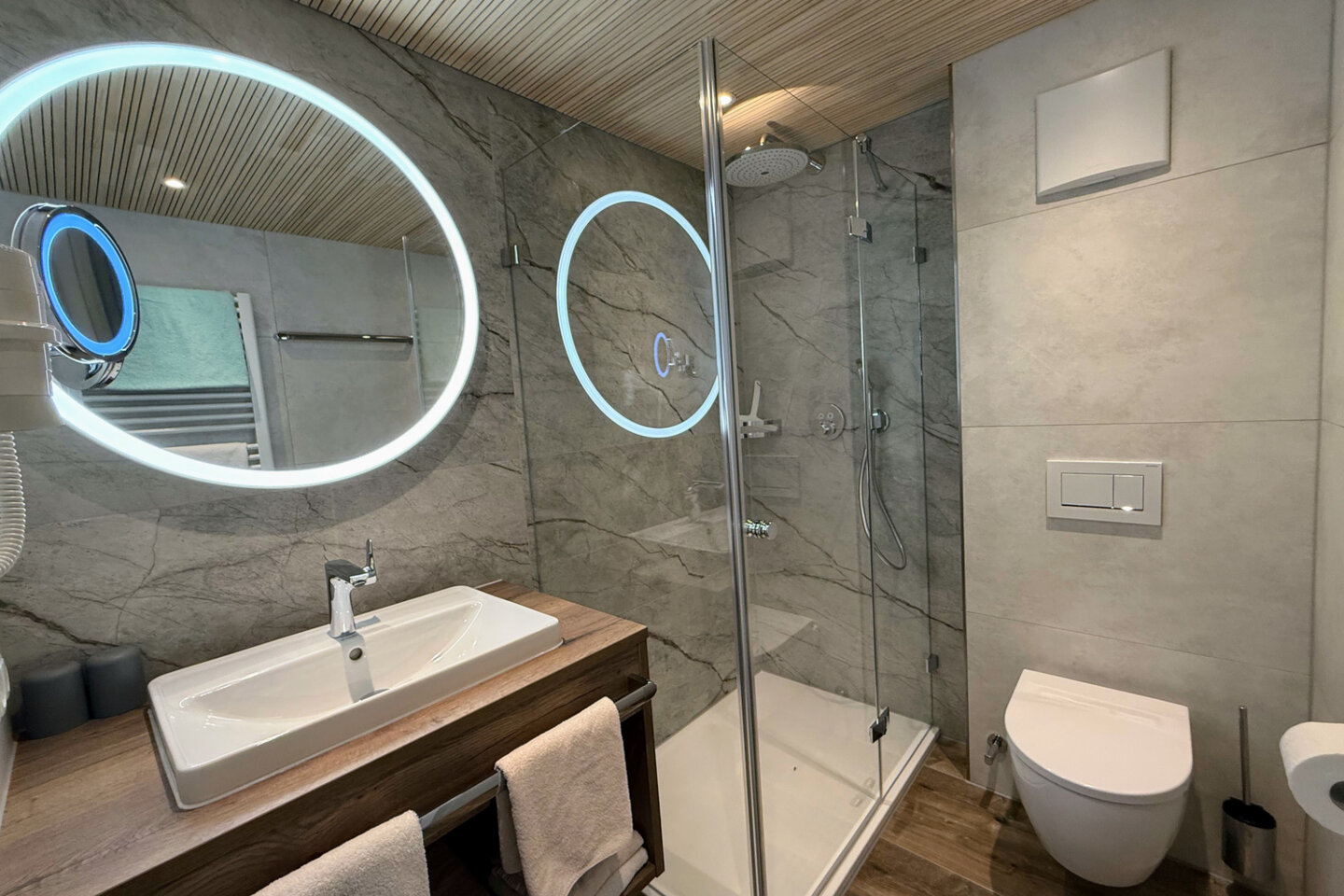 Appartement Nr.8 Bad - Gatterhof Riezlern