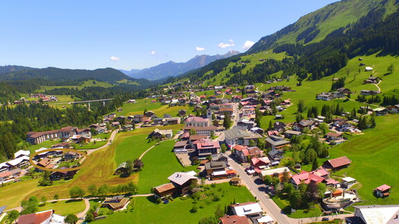 Drohnenaufnahme Riezlern im Kleinwalsertal
